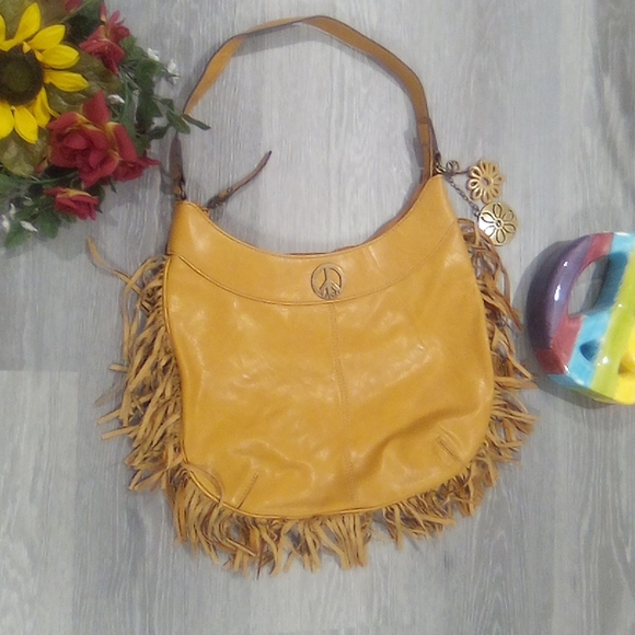 Access  Peace Sign Hardware Fringe Shoulder Bag - Picture 3 of 13